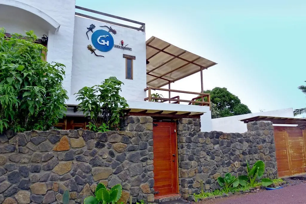 Gala House 3*, Puerto Ayora (Galapagos Islands)
